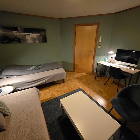 Апартаменты Rom I Bofellesskap Согндал Экстерьер фото